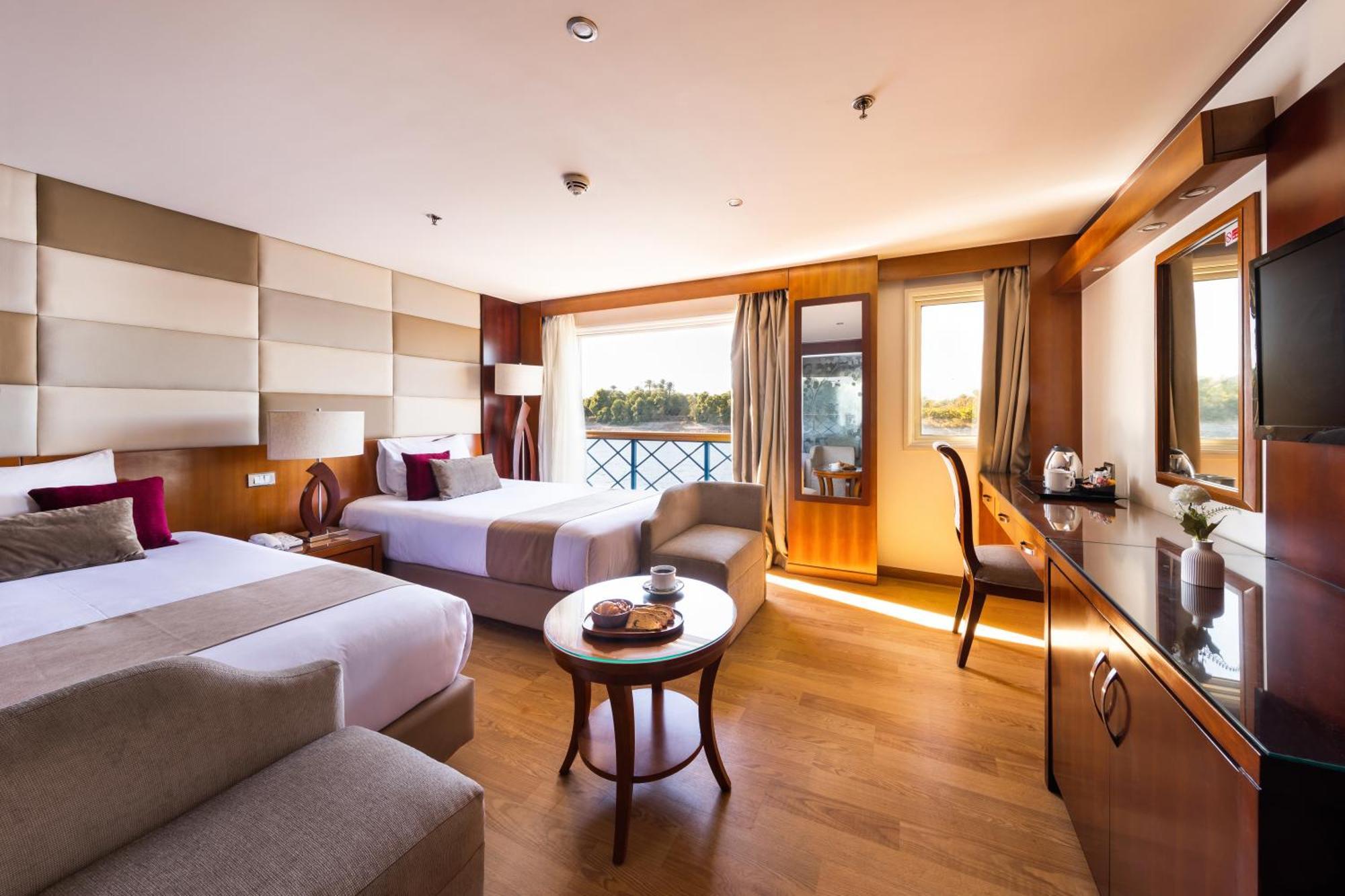 M/S Esmeralda Nile Cruise - 4 Or 7 Nights From Luxor Each Monday And 03 Nights From Aswan Each Friday Ngoại thất bức ảnh