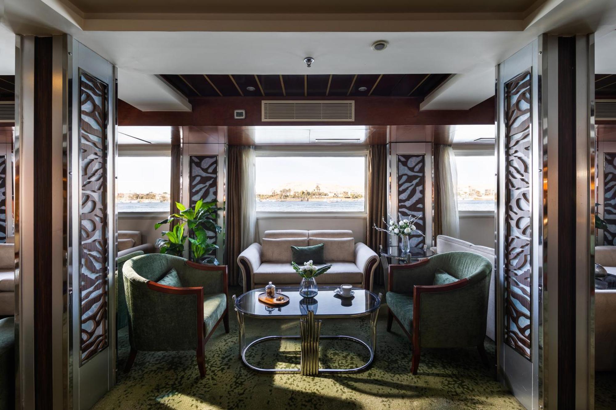 M/S Esmeralda Nile Cruise - 4 Or 7 Nights From Luxor Each Monday And 03 Nights From Aswan Each Friday Ngoại thất bức ảnh
